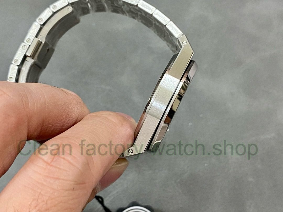 e7615b4d-4381-4c3d-9bd8-50d6e99901d6 e7615b4d-4381-4c3d-9bd8-50d6e99901d6