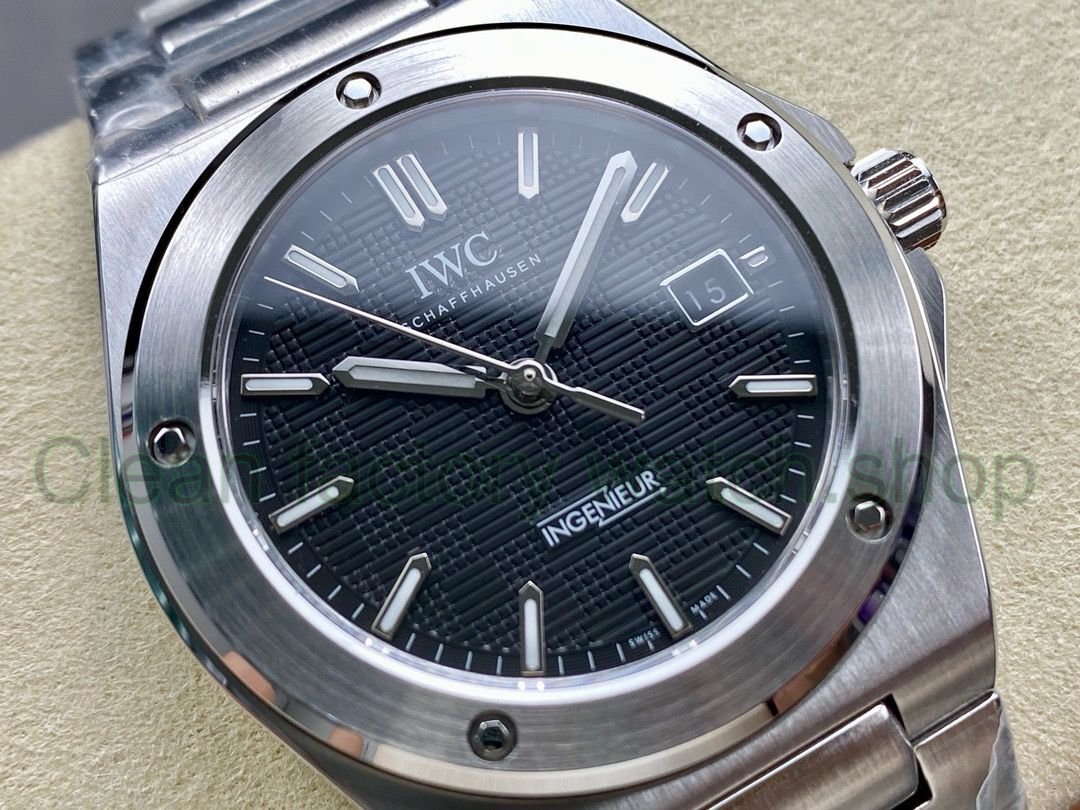 ec5d0188-8d68-4dc0-87e8-b5cf4b422d13 ec5d0188-8d68-4dc0-87e8-b5cf4b422d13