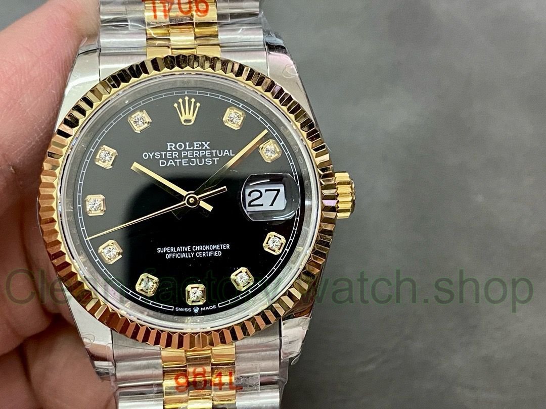 1ce1535d d583 4cde 8779 7dcee4d95ac9 Clean Factory Watch