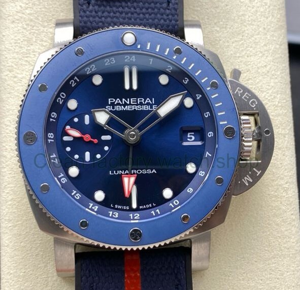 VS Factory Panerai Submersible GMT Luna Rossa Pam1507 42mm Titanium Blue Rubber And Textile Straps Blue Dial 1 5c594e71 1ed4 4d9d ab85 ebb537e97bdd Clean Factory Watch
