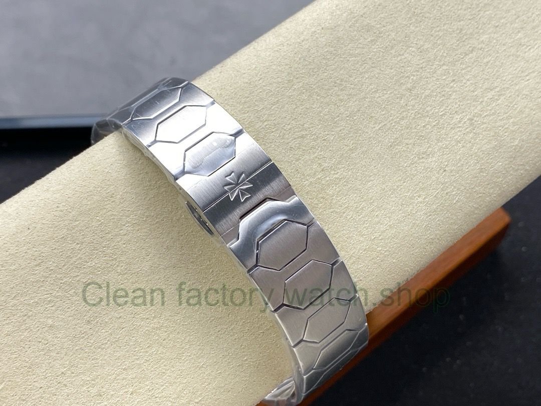 8d09f565-5e28-4d9c-84e0-9184c4cd67ce 8d09f565-5e28-4d9c-84e0-9184c4cd67ce