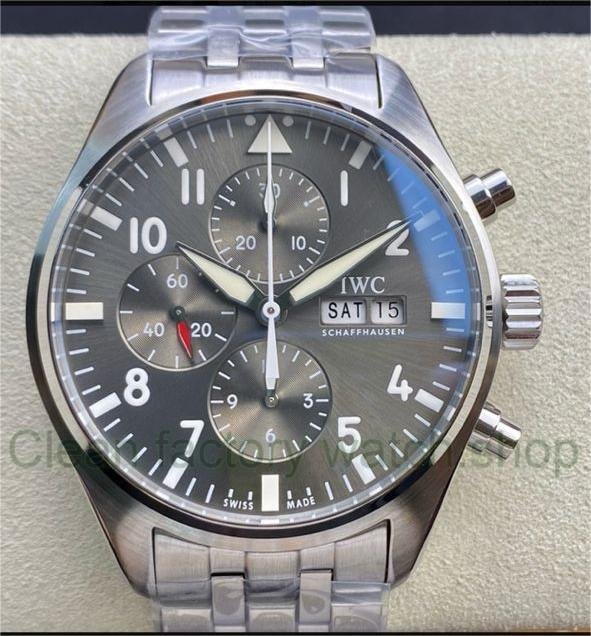 b6192a18 83e8 43d5 ab62 3819a885fb63 Clean Factory Watch