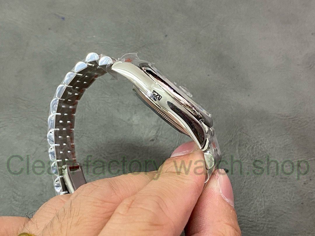 f15edc61-be2c-41da-b214-549977eada68 f15edc61-be2c-41da-b214-549977eada68