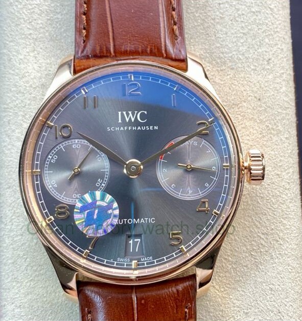 fcae58d5 6006 4993 af69 35eff8c055bb Clean Factory Watch