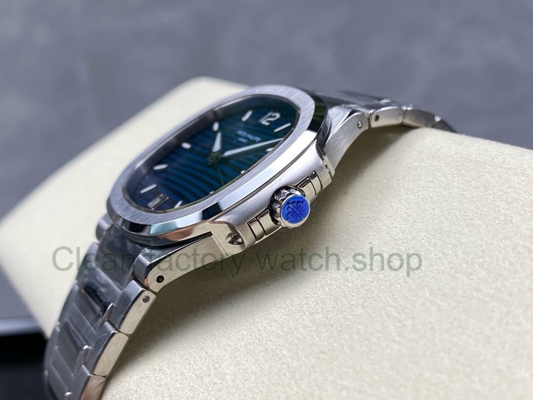 e3f2c713-d165-4844-9dc7-02f5d9e762a8 e3f2c713-d165-4844-9dc7-02f5d9e762a8