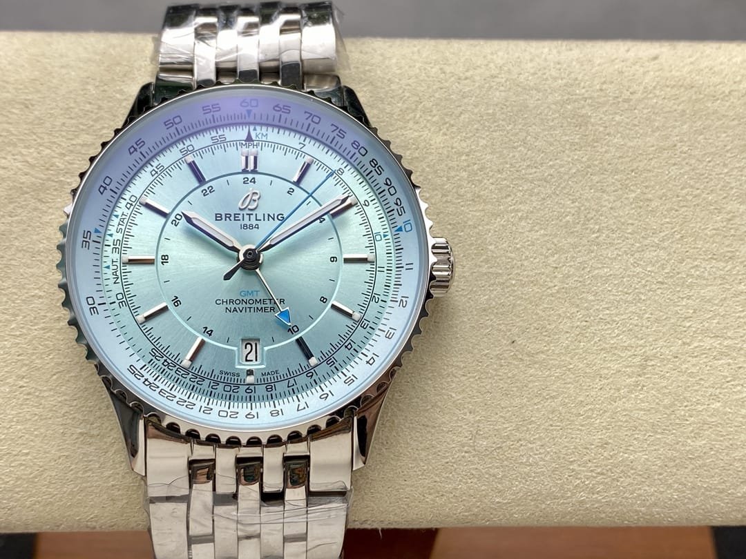 e6168d5f 0ba3 4740 a115 914ebbc4a9a0 Clean Factory Watch