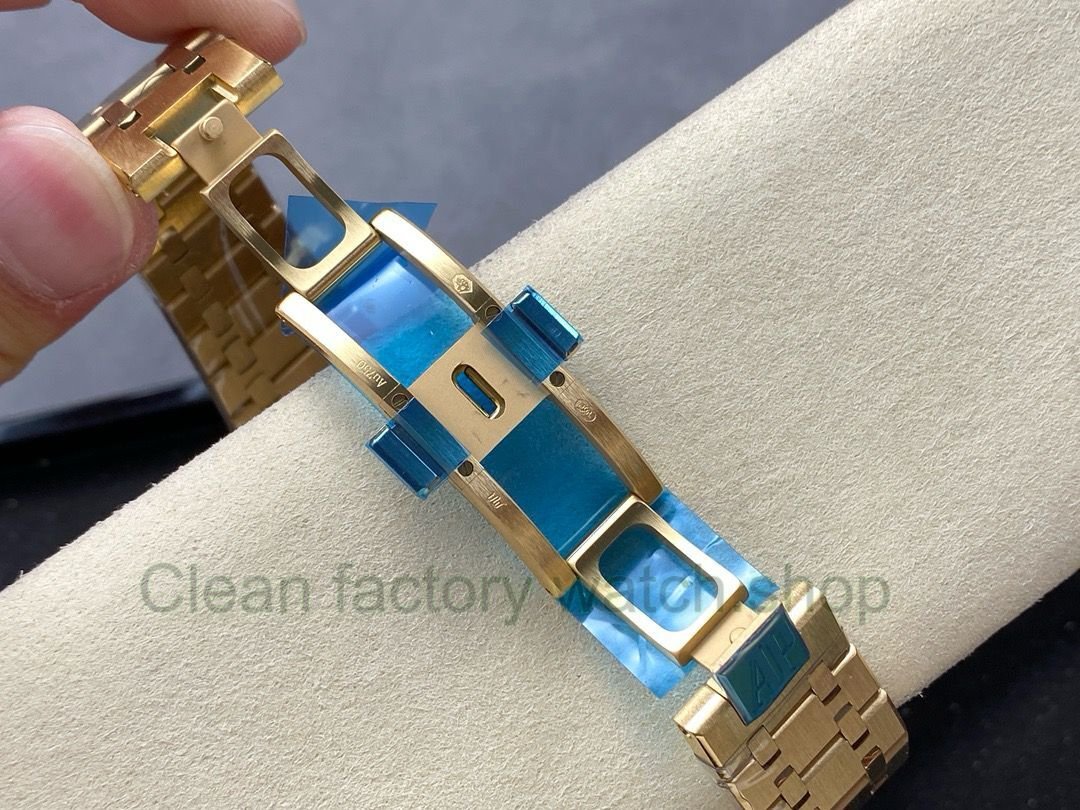 e9ffe5ef-421a-4278-b67c-e4d2f3fe4644 e9ffe5ef-421a-4278-b67c-e4d2f3fe4644