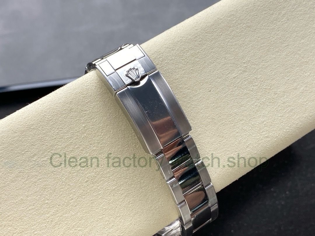 edd1512c-b611-4b0a-8439-a943105e9835 edd1512c-b611-4b0a-8439-a943105e9835