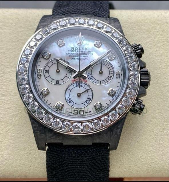 824823e2 b69f 47e6 a96f 3b6b32fdda42 Clean Factory Watch