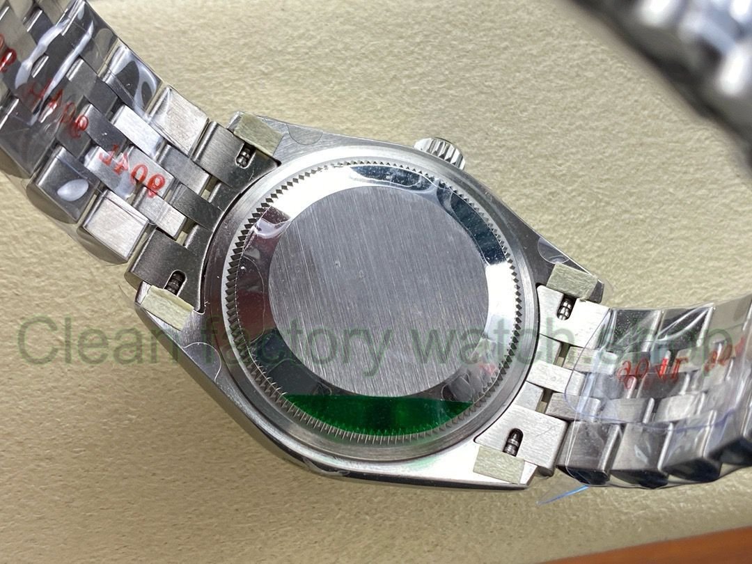 aaf9b97f-0075-4e77-a732-e29ac7759239 aaf9b97f-0075-4e77-a732-e29ac7759239