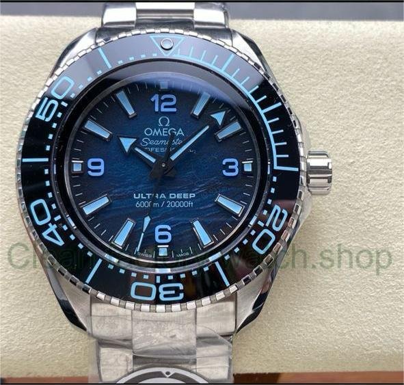 dbcb401e acd1 40e5 bd2e 69368a59d4eb Clean Factory Watch