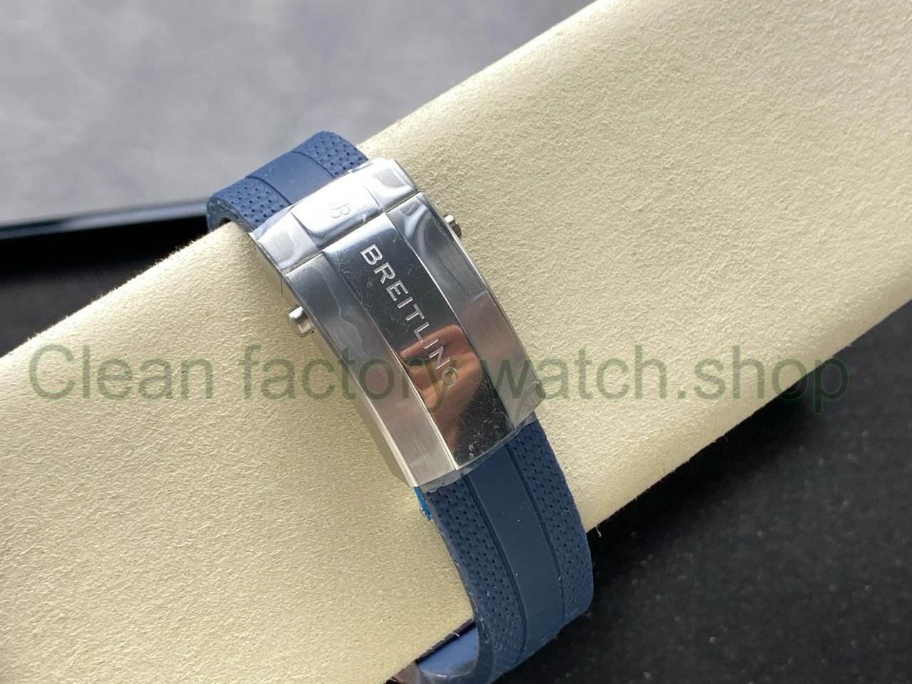 1aa82317-bea7-4d1d-a8d3-37eb3a445980 1aa82317-bea7-4d1d-a8d3-37eb3a445980