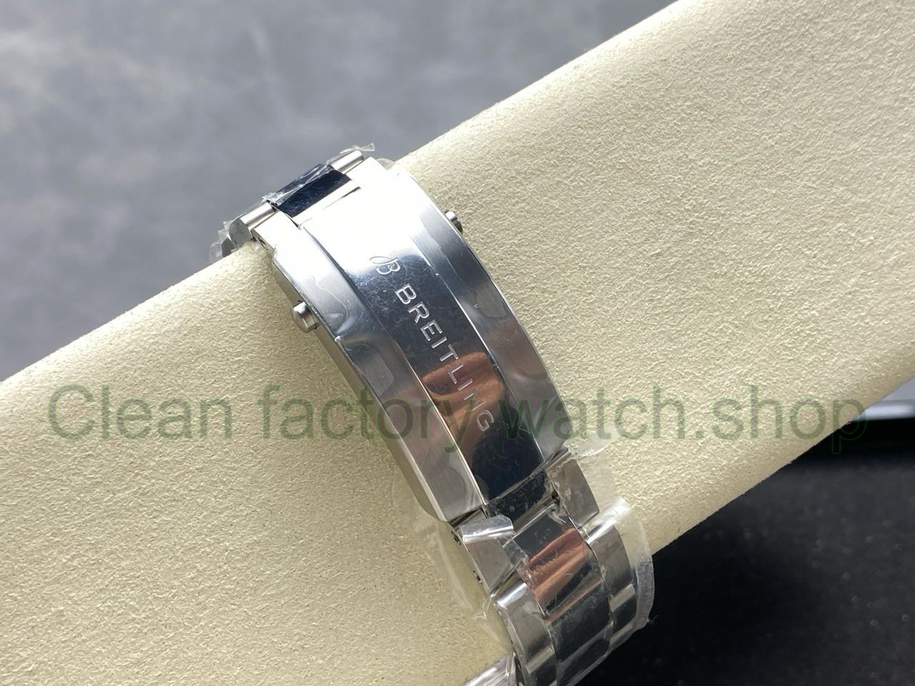 ba046017-215c-46dd-94a9-409e583d5b0c ba046017-215c-46dd-94a9-409e583d5b0c
