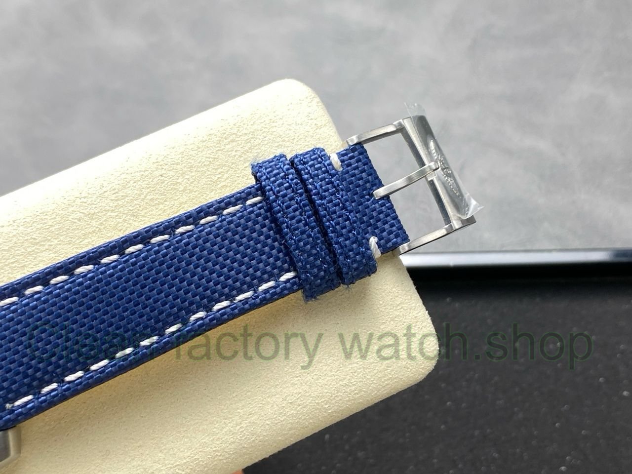 d8d8a7ee-6579-4e8b-b987-f387f31e0839 d8d8a7ee-6579-4e8b-b987-f387f31e0839