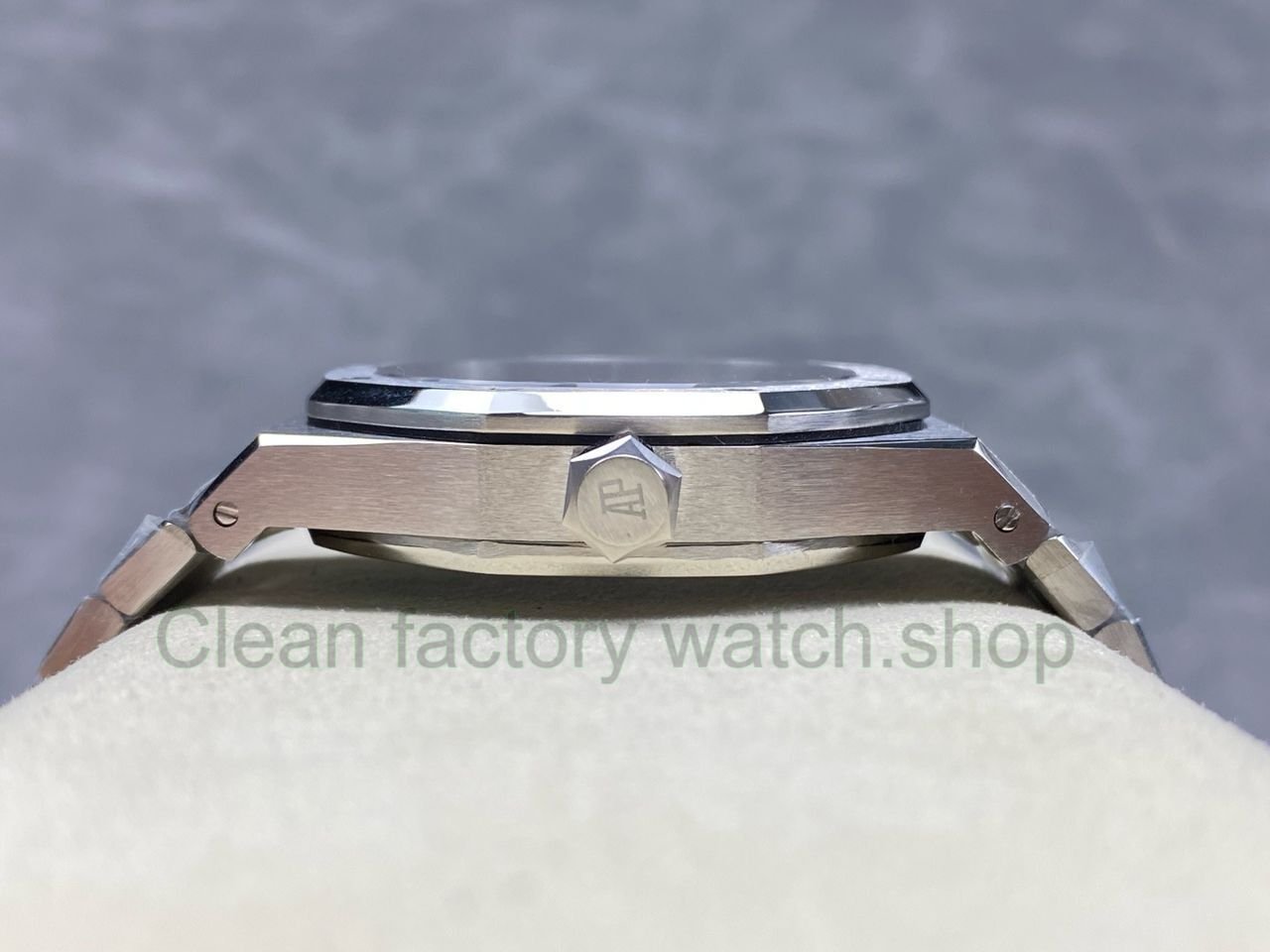 TW Factory Audemars Piguet Royal Oak 26591TI.OO.1252TI 42mm Full Steel Black Dial (3) TW Factory Audemars Piguet Royal Oak 26591TI.OO.1252TI 42mm Full Steel Black Dial (3)