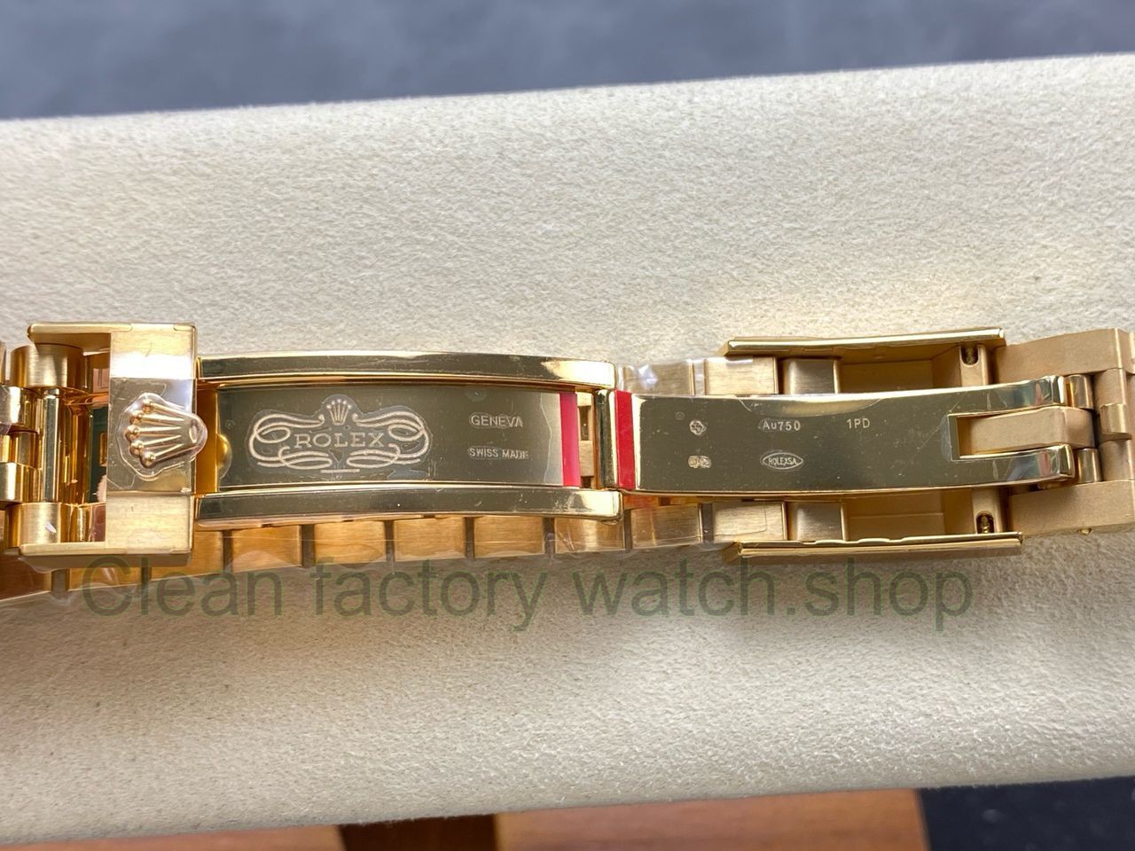 ARF Factory Rolex GMT-Master II 126718GRNR 40mm Full Yellow Gold Iron Tiger Eye Stone Dial (4) ARF Factory Rolex GMT-Master II 126718GRNR 40mm Full Yellow Gold Iron Tiger Eye Stone Dial (4)
