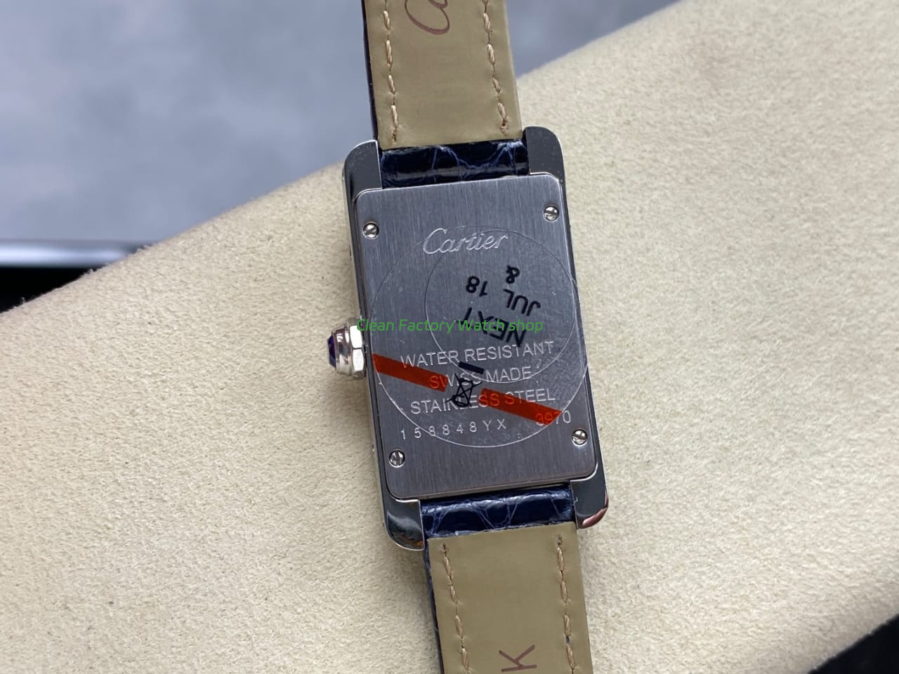 8848 Factory Cartier Tank Américaine 19mm W2601956 Crocodile leather Roman Numerals Silver Dial (6) 8848 Factory Cartier Tank Américaine 19mm W2601956 Crocodile leather Roman Numerals Silver Dial (6)
