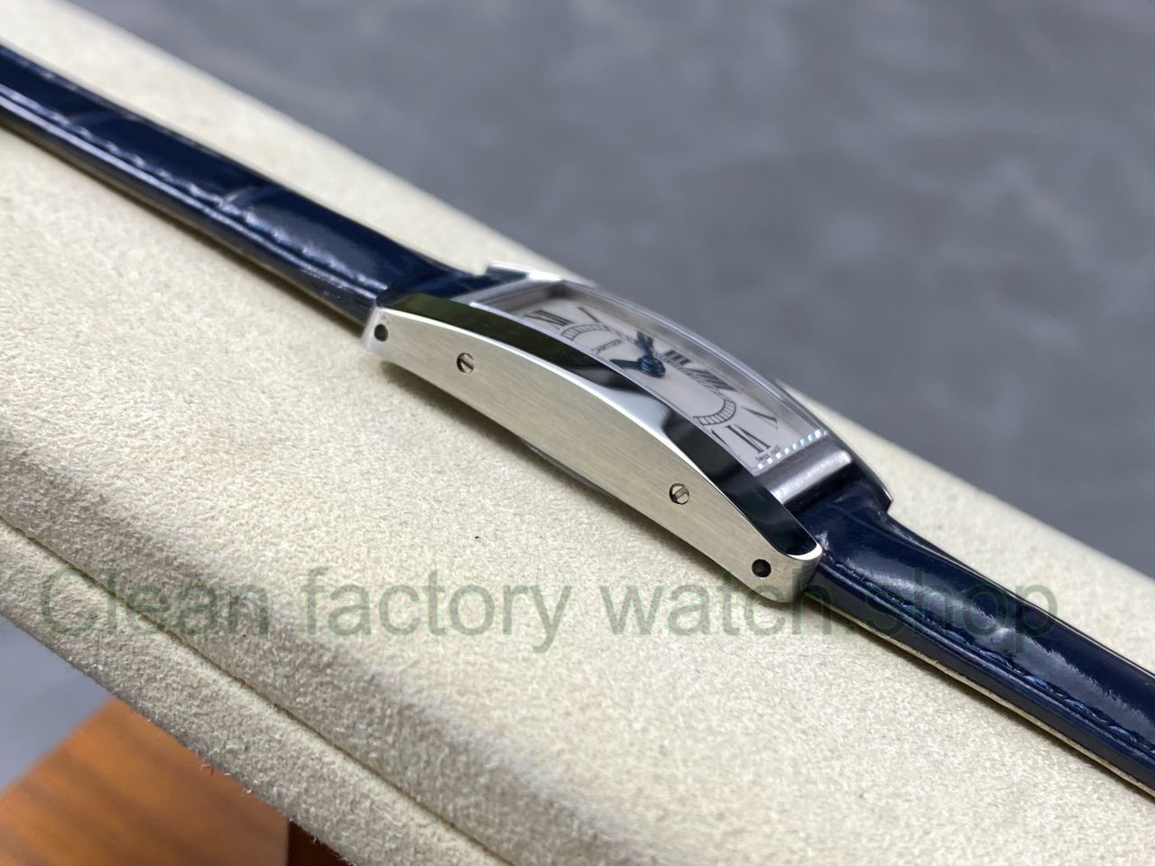 8848 Factory Cartier Tank Américaine 19mm W2601956 Roman Numerals Silver Dial (1) 8848 Factory Cartier Tank Américaine 19mm W2601956 Roman Numerals Silver Dial (1)
