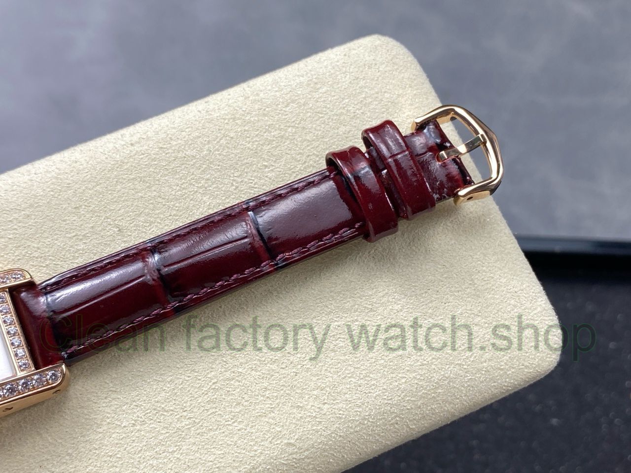 8848 Factory Cartier Tank Américaine WJTA0002 19mm Roman Numerals Silver Dial (15) 8848 Factory Cartier Tank Américaine WJTA0002 19mm Roman Numerals Silver Dial (15)