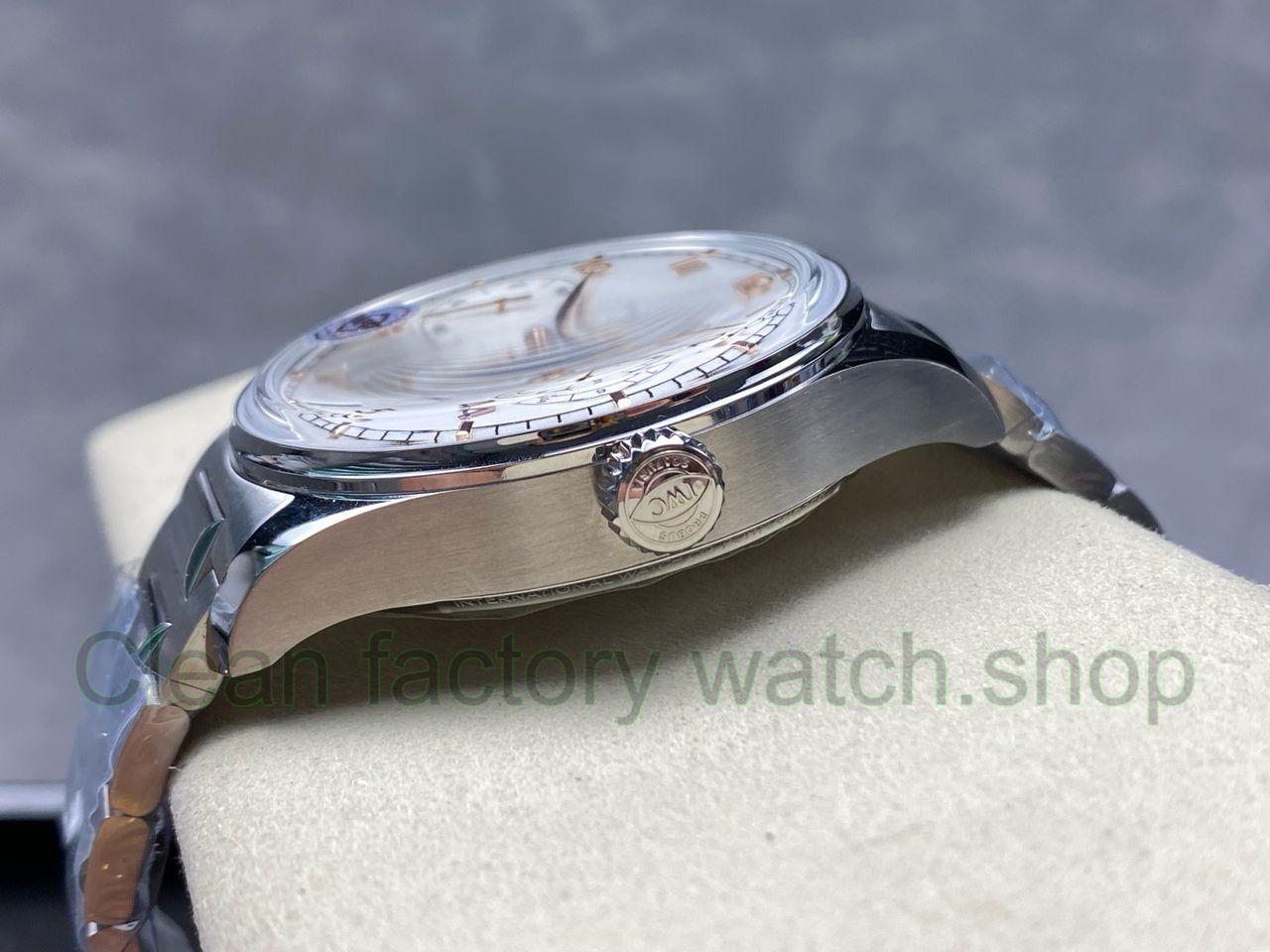 APS Factory IWC Portuguese IW500704 42mm Full Steel Silver Dial (5) APS Factory IWC Portuguese IW500704 42mm Full Steel Silver Dial (5)