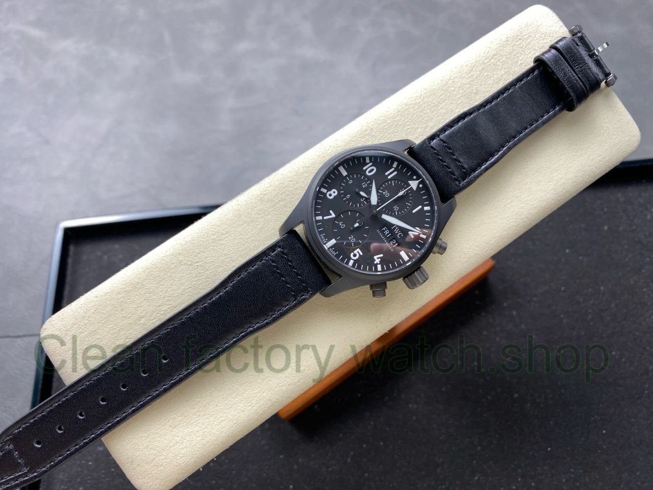BLS Factory IWC Pilot Chronograph Top Gun IW388106 41mm Leather Strap Black Dial (6) BLS Factory IWC Pilot Chronograph Top Gun IW388106 41mm Leather Strap Black Dial (6)