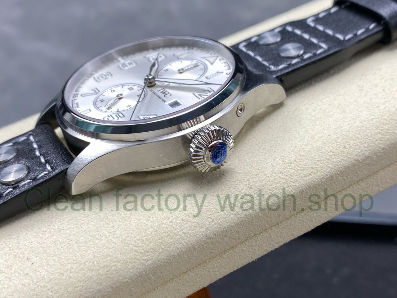 TW Factory IWC Big Pilot 46mm Arabic Numerals Silvery White Dial (9) TW Factory IWC Big Pilot 46mm Arabic Numerals Silvery White Dial (9)