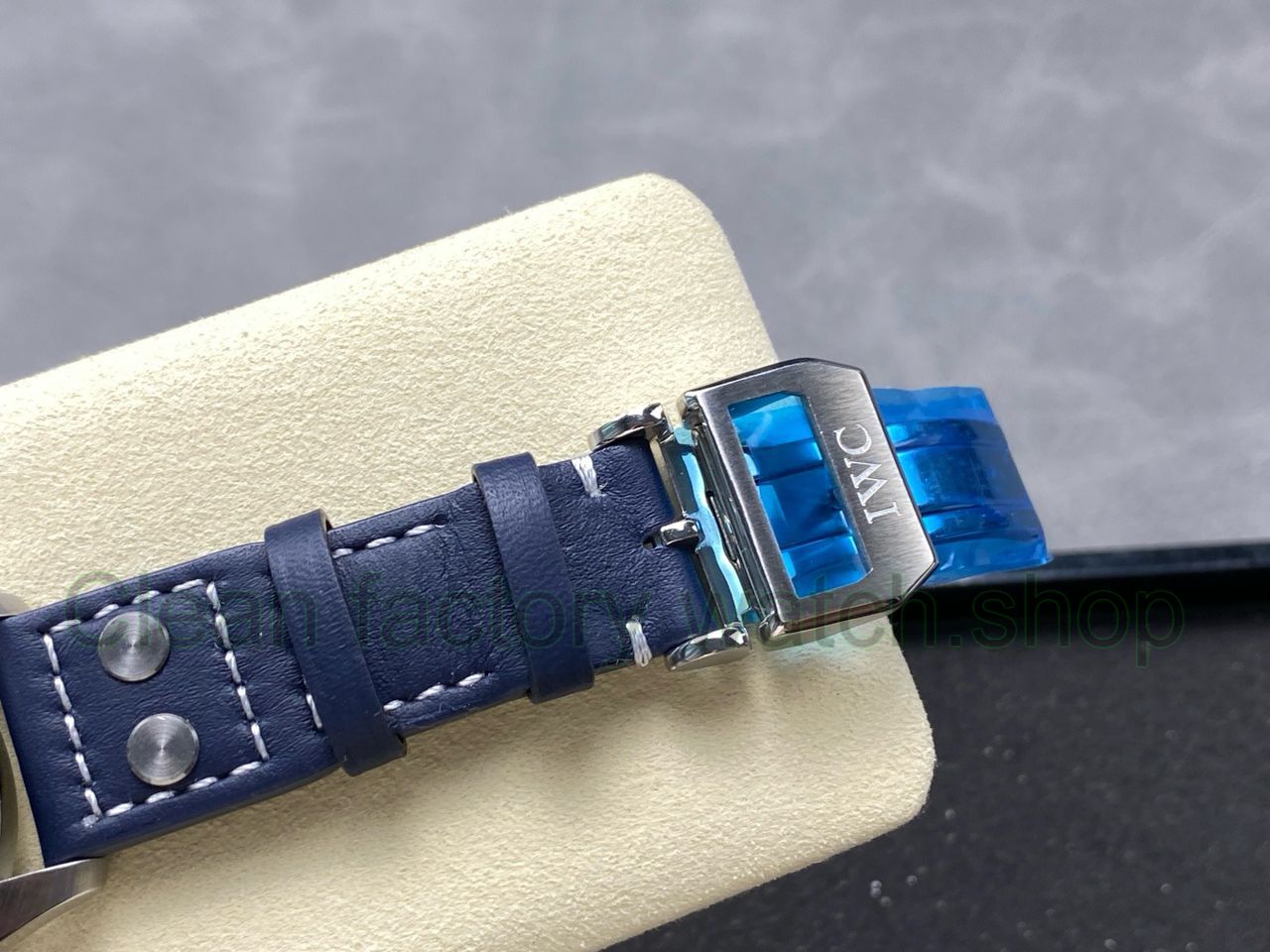 TW Factory IWC Le Petit Prince Monopusher Big Edition IW515202 46mm Arabic Numerals Blue Dial (8) TW Factory IWC Le Petit Prince Monopusher Big Edition IW515202 46mm Arabic Numerals Blue Dial (8)