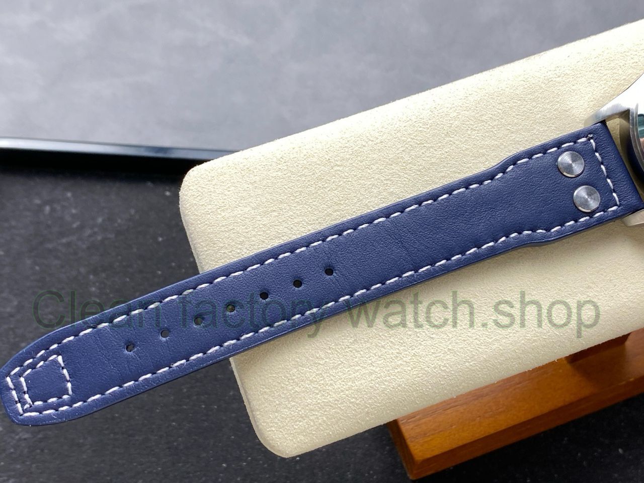 TW Factory IWC Le Petit Prince Monopusher Big Edition IW515202 46mm Arabic Numerals Blue Dial (9) TW Factory IWC Le Petit Prince Monopusher Big Edition IW515202 46mm Arabic Numerals Blue Dial (9)