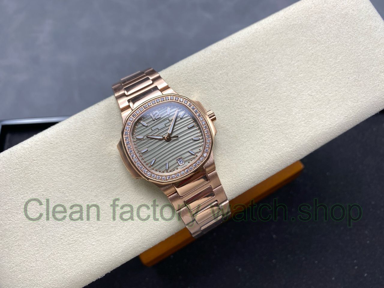 TW Factory Patek Philippe Nautilus 71181200R-010 Rose Gold Diamond Bezel Golden Champagne Dial (3) TW Factory Patek Philippe Nautilus 71181200R-010 Rose Gold Diamond Bezel Golden Champagne Dial (3)