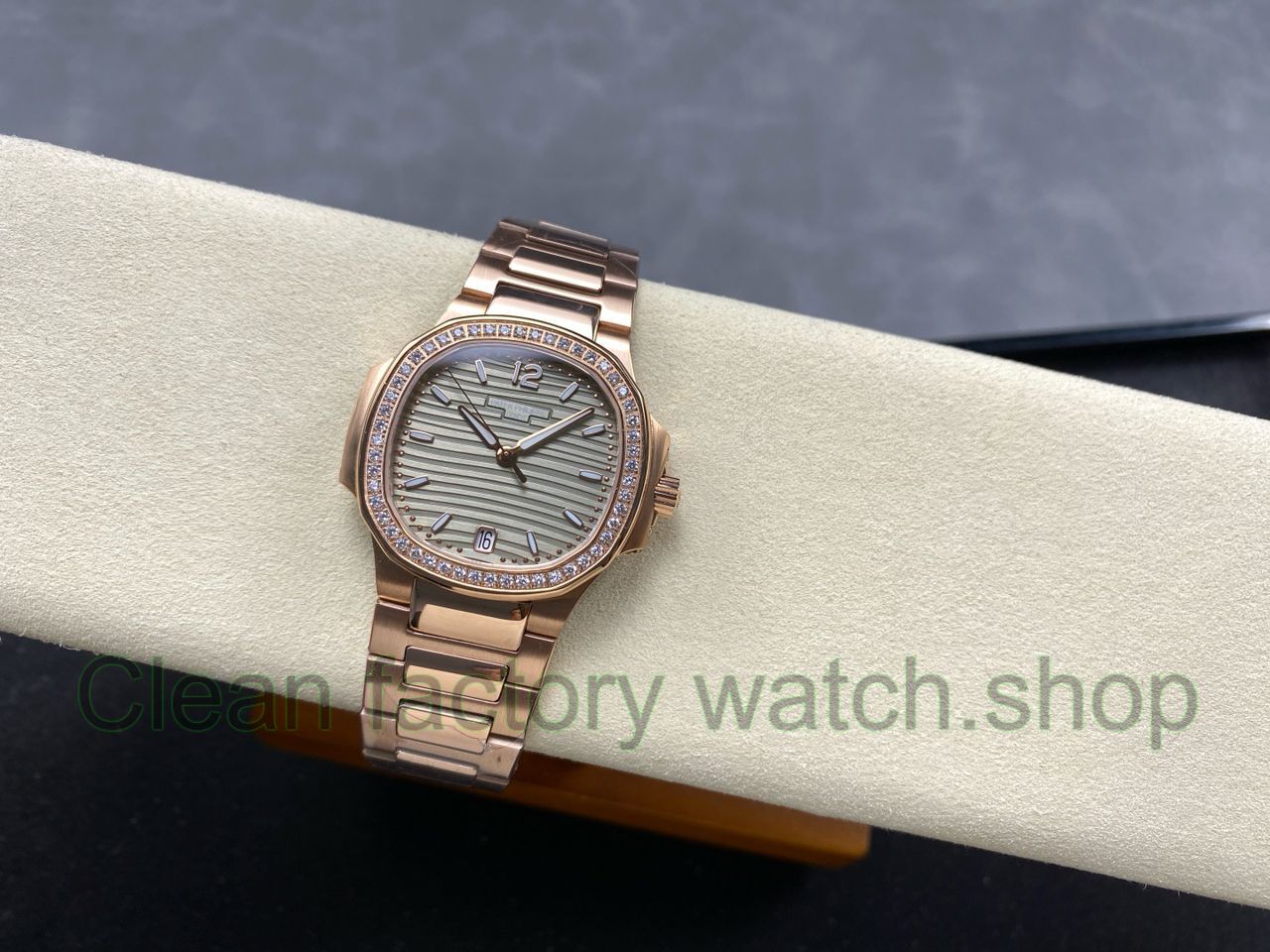 TW Factory Patek Philippe Nautilus 71181200R-010 Rose Gold Diamond Bezel Golden Champagne Dial (6) TW Factory Patek Philippe Nautilus 71181200R-010 Rose Gold Diamond Bezel Golden Champagne Dial (6)