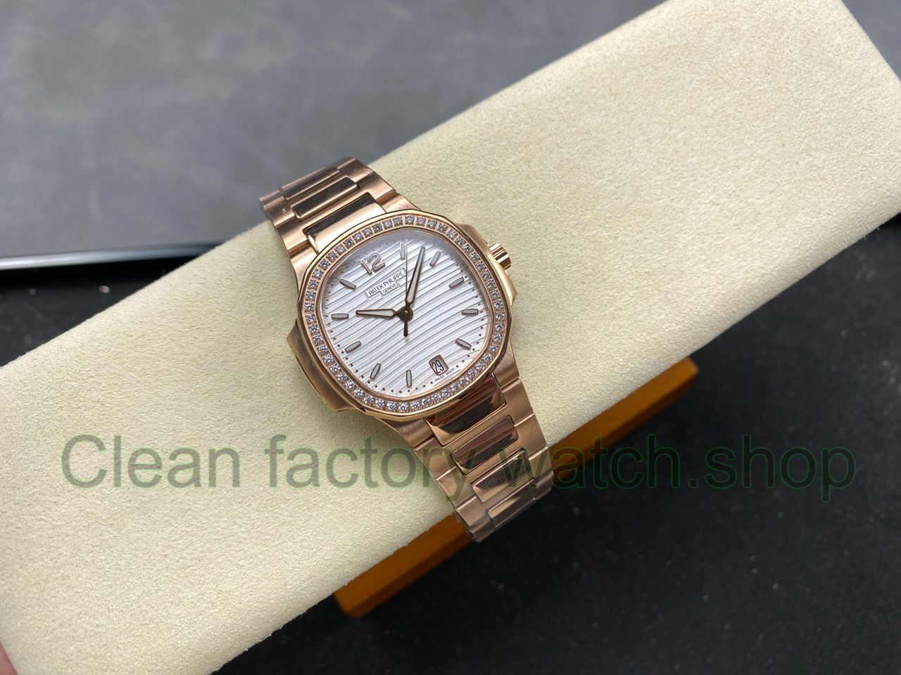 TW Factory Patek Philippe Nautilus 71181R-001 Rose Gold Diamond Bezel White Dial (5) TW Factory Patek Philippe Nautilus 71181R-001 Rose Gold Diamond Bezel White Dial (5)