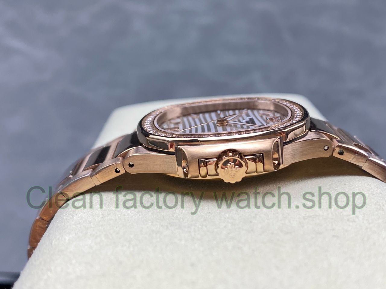 TW Factory Patek Philippe Nautilus 71181R-001 Rose Gold Diamond Bezel White Dial (6) TW Factory Patek Philippe Nautilus 71181R-001 Rose Gold Diamond Bezel White Dial (6)