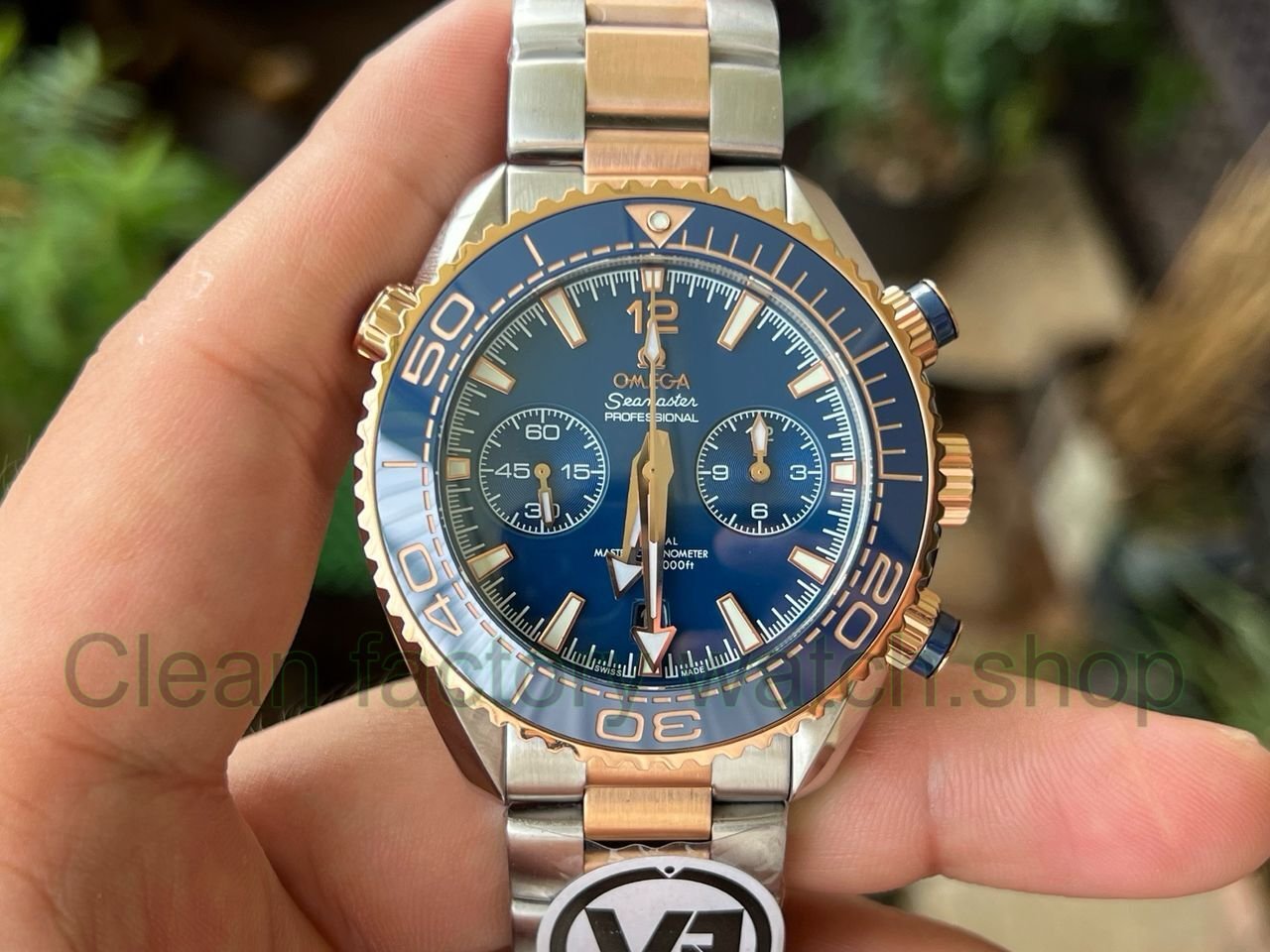 VR Factory Omega Seamaster Planet Ocean Chronograph 215.20.46.51.03.001 45.5mm Half Rose Gold Blue Dial 1 VR Factory Omega Seamaster Planet Ocean Chronograph 215.20.46.51.03.001 45.5mm Half Rose G 7 Clean Factory Watch