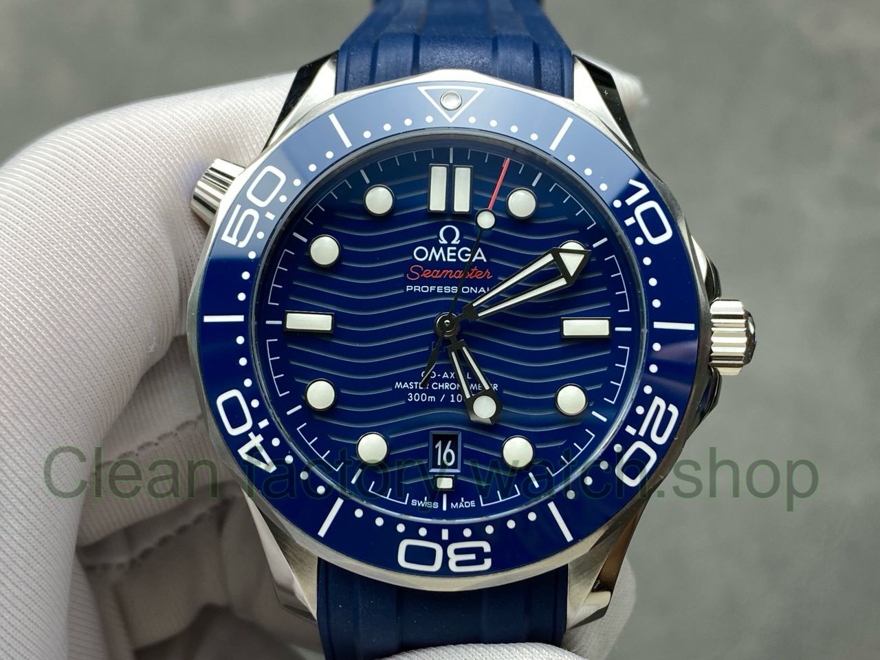VS Factory Omega Seamaster Diver 300 M 210.32.42.20.03.001 42mm Blue Dial 9 Clean Factory Watch