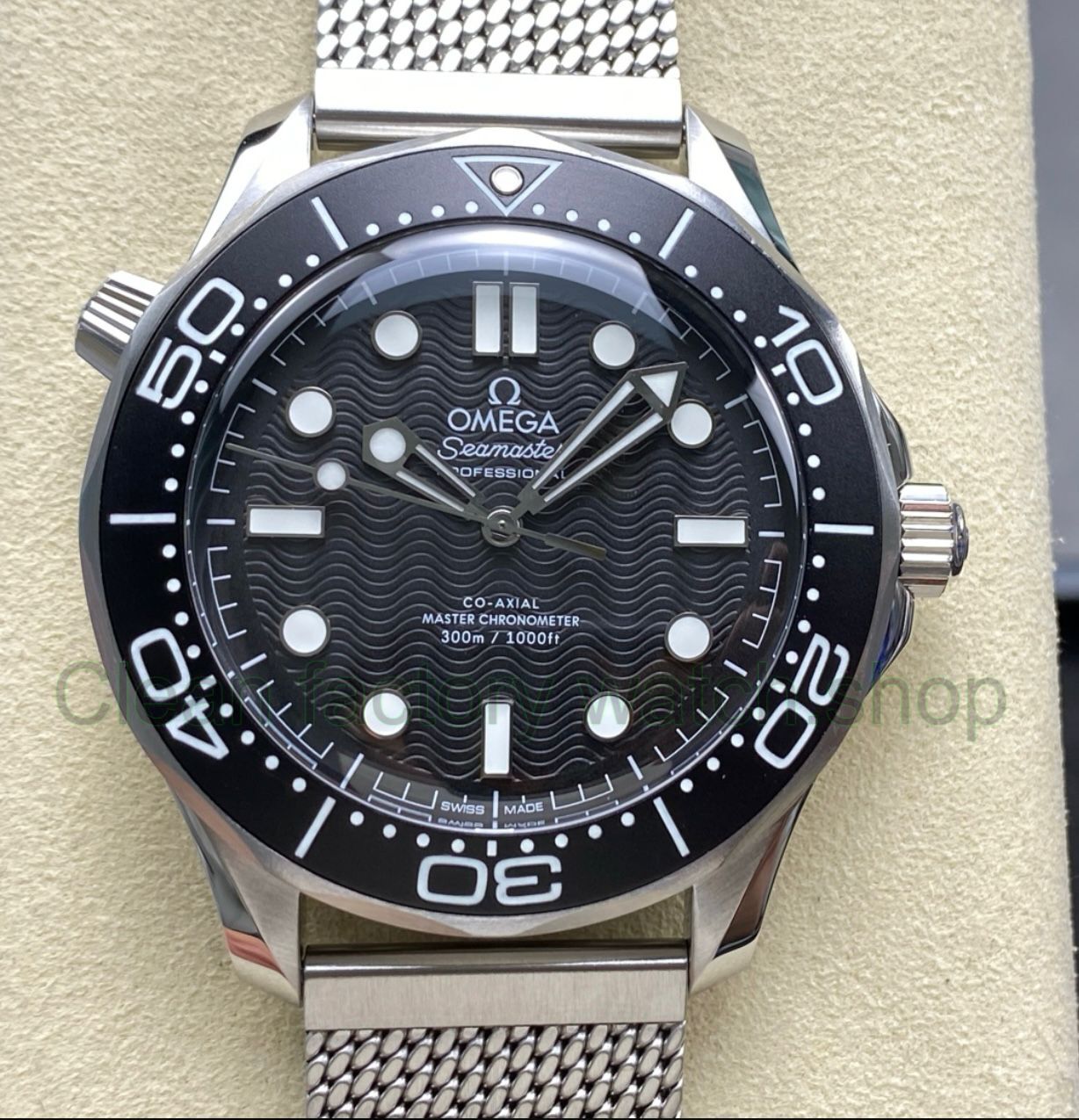 VS Factory Omega Seamaster Diver 300M 210.30.42.20.01.010 42mm Black Dial 1 Clean Factory Watch