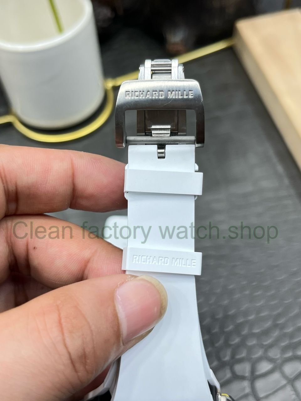 APS Factory Richard Mille RM 061-01 White Ceramic Yohan Blake Skeletonized Green Dial (17) APS Factory Richard Mille RM 061-01 White Ceramic Yohan Blake Skeletonized Green Dial (17)