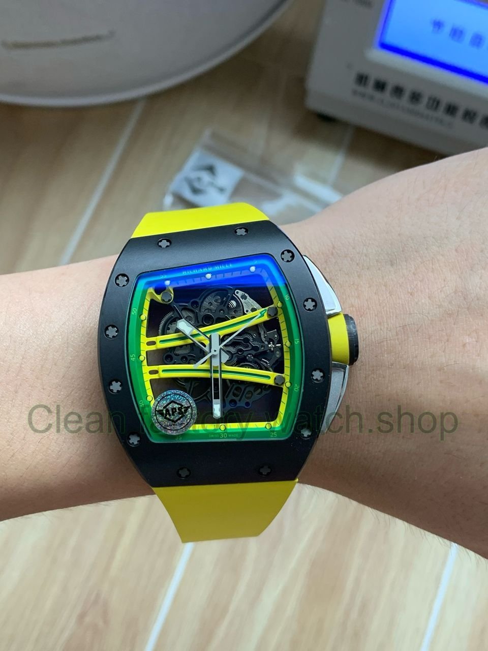 APS Factory Richard Mille RM 061-01 Yellow Rubber Strap Yohan Blake Skeletonized Green Dial (6) APS Factory Richard Mille RM 061-01 Yellow Rubber Strap Yohan Blake Skeletonized Green Dial (6)