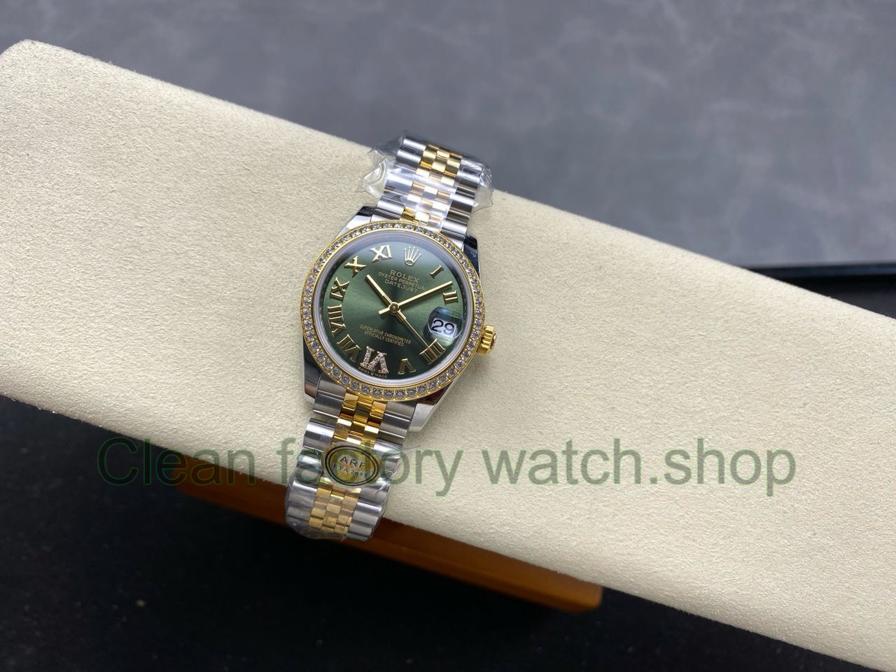 ARF Factory Counterweight Rolex Datejust 278383RBR-0016 31mm Yellow Gold Diamond Roman VI Green Dial Jubile (3) ARF Factory Counterweight Rolex Datejust 278383RBR-0016 31mm Yellow Gold Diamond Roman VI Green Dial Jubile (3)