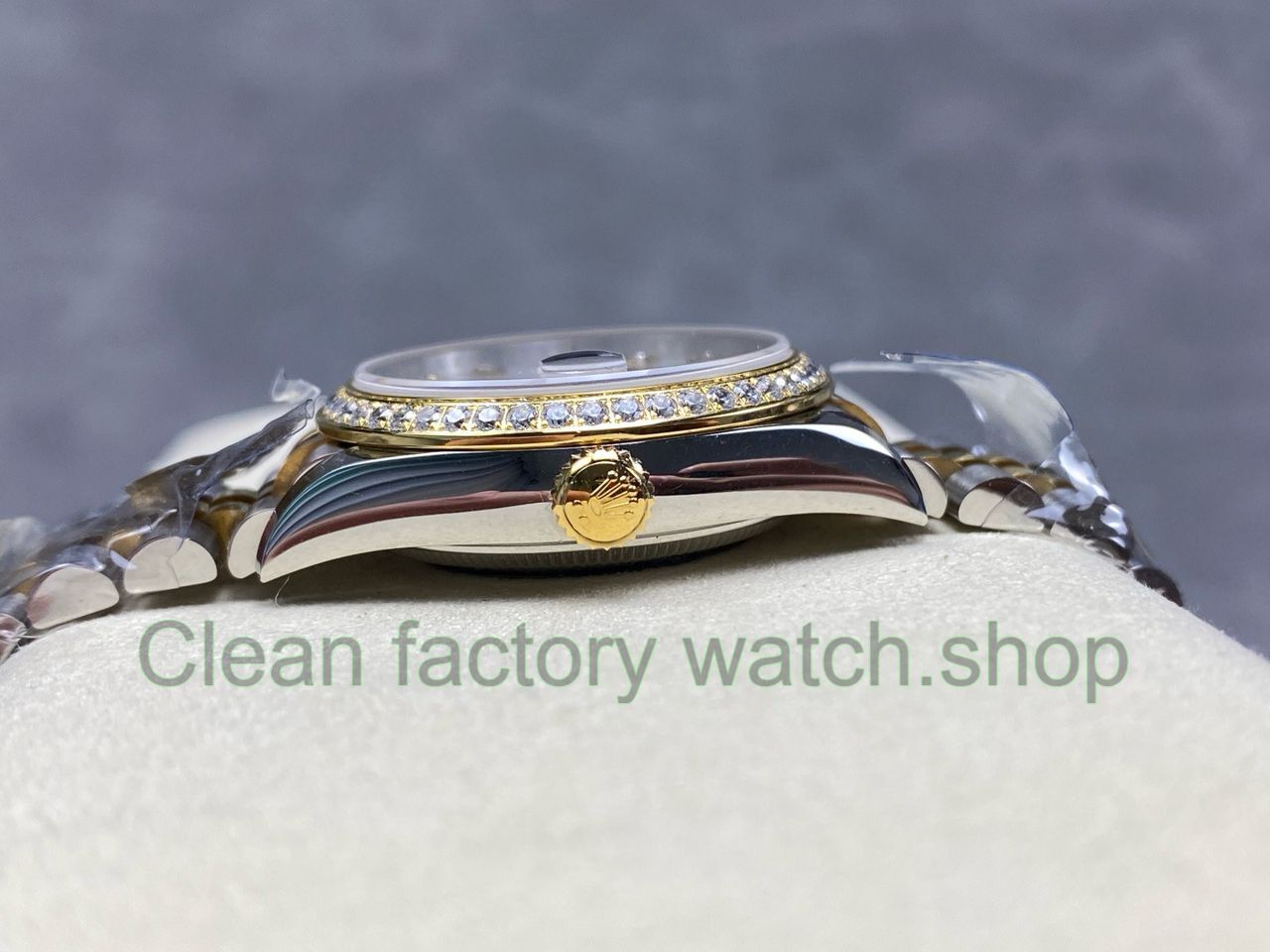 ARF Factory Counterweight Rolex Datejust 278383RBR-0016 31mm Yellow Gold Diamond Roman VI Green Dial Jubilee (1) ARF Factory Counterweight Rolex Datejust 278383RBR-0016 31mm Yellow Gold Diamond Roman VI Green Dial Jubilee (1)