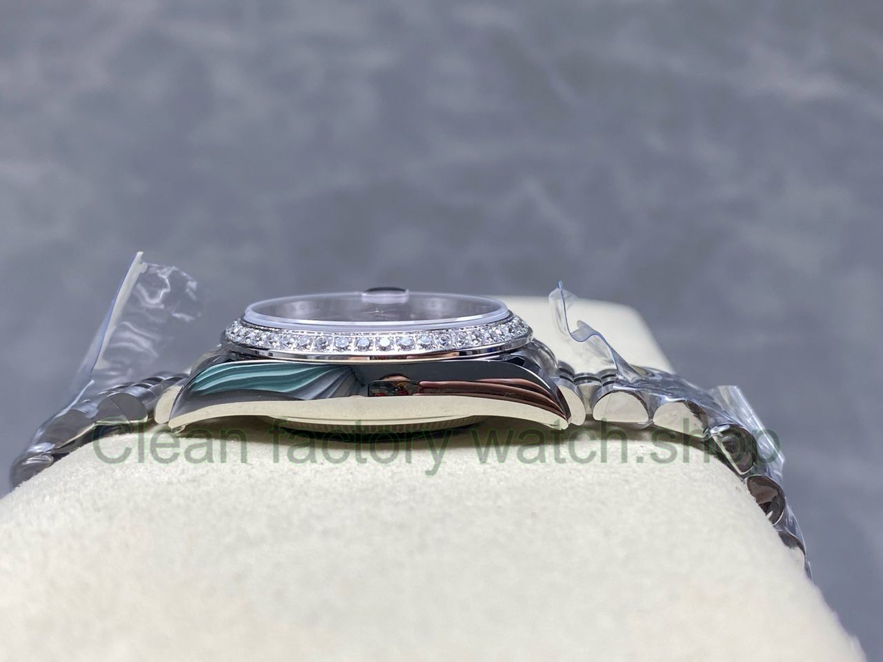 ARF Factory Counterweight Rolex Datejust Jubilee 278384RBR 31mm Diamond Bezel Blue Dial Jubilee (4) ARF Factory Counterweight Rolex Datejust Jubilee 278384RBR 31mm Diamond Bezel Blue Dial Jubilee (4)