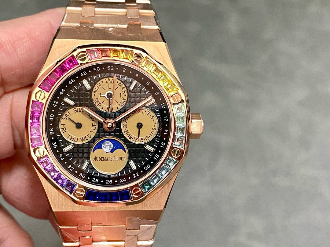 AUDEMA3 Clean Factory Watch