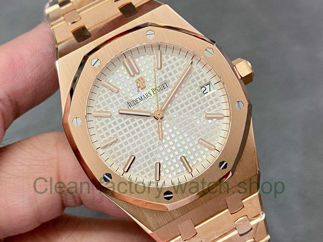 Audemars Piguet Royal Oak Modified and customized Premium gold-plated 18K gold Dial Silver (15) Audemars Piguet Royal Oak Modified and customized Premium gold-plated 18K gold Dial Silver (15)