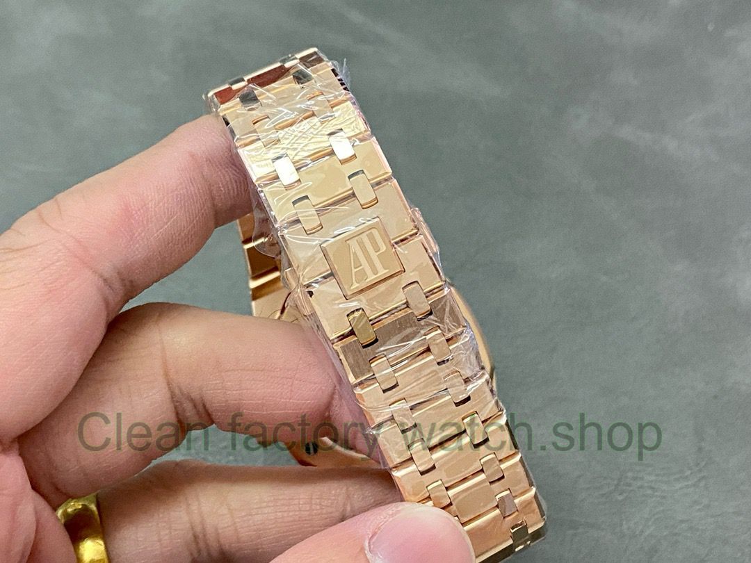 Audemars Piguet Royal Oak Modified and customized Premium gold-plated 18K gold Dial Silver (17) Audemars Piguet Royal Oak Modified and customized Premium gold-plated 18K gold Dial Silver (17)