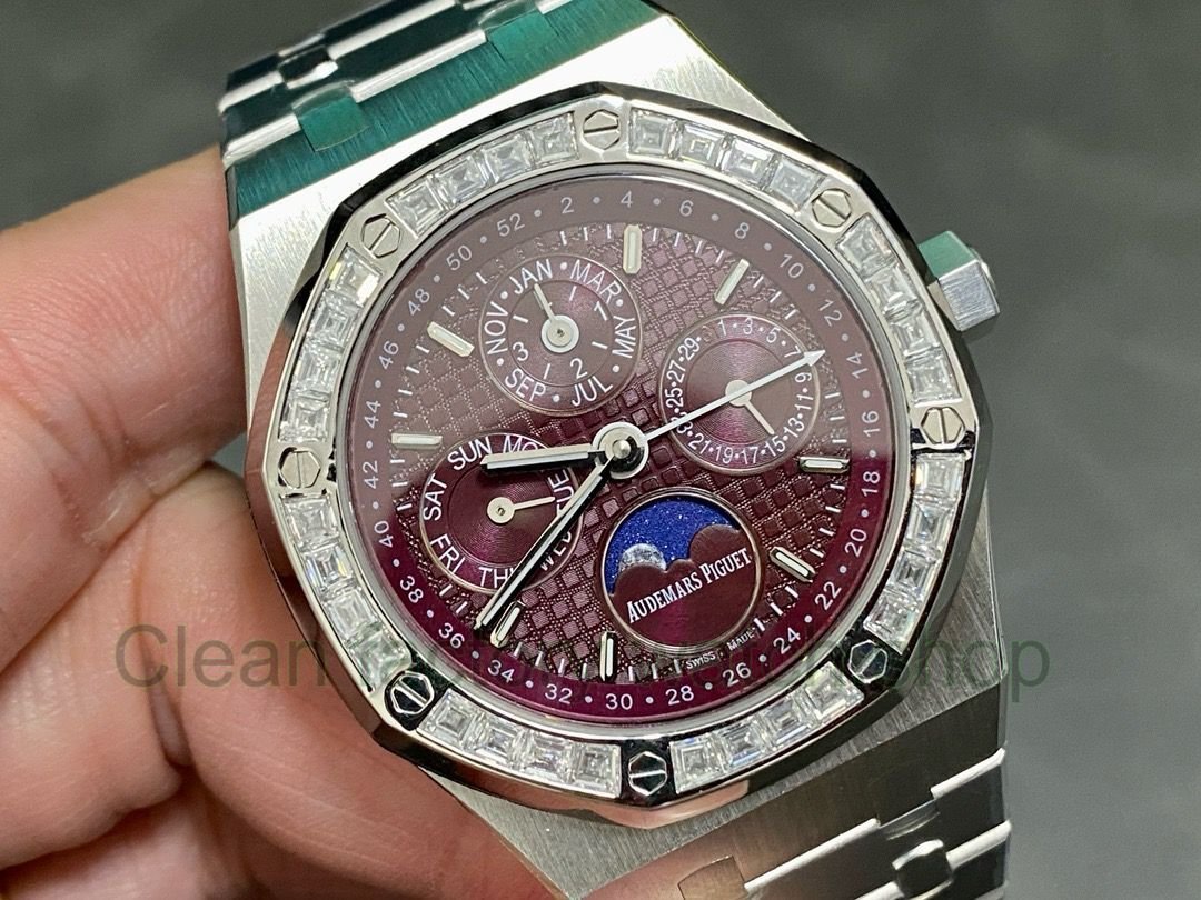 Audemars Piguet Royal Oak Perpetual Calendar Modified And Customized Moissanite Bezel Red Dial (14) Audemars Piguet Royal Oak Perpetual Calendar Modified And Customized Moissanite Bezel Red Dial (14)