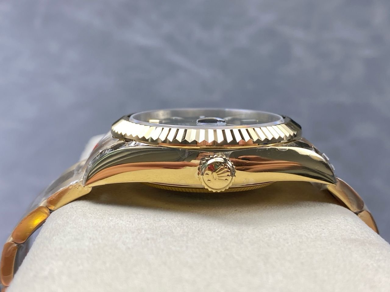 Noob Factory Rolex Sky-Dweller 336938-0007 42mm Yellow Gold Green Dial (11) Noob Factory Rolex Sky-Dweller 336938-0007 42mm Yellow Gold Green Dial (11)