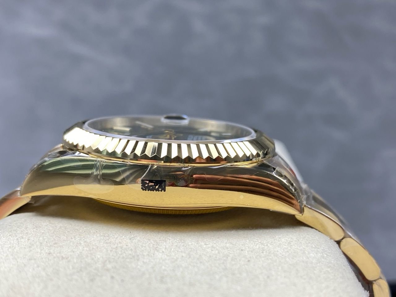 Noob Factory Rolex Sky-Dweller 336938-0007 42mm Yellow Gold Green Dial (12) Noob Factory Rolex Sky-Dweller 336938-0007 42mm Yellow Gold Green Dial (12)