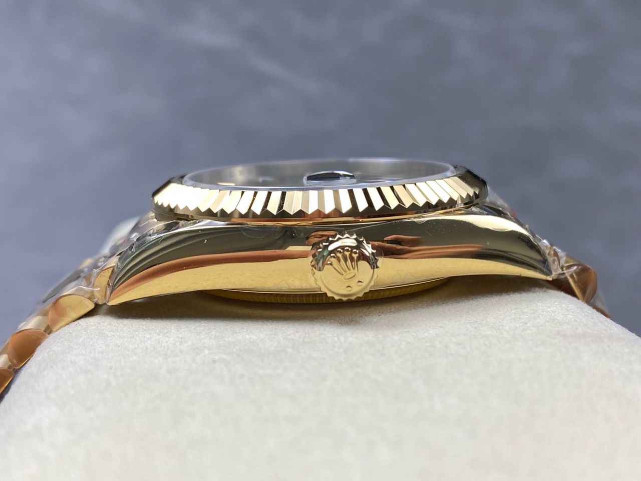 Noob Factory Rolex Sky-Dweller 336938-0008 42mm Yellow Gold Green Dial (10) Noob Factory Rolex Sky-Dweller 336938-0008 42mm Yellow Gold Green Dial (10)