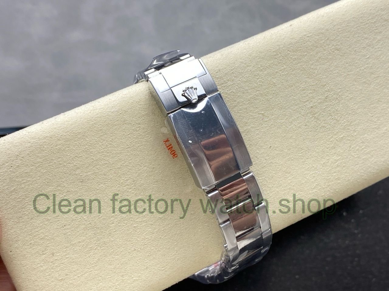 QF Factory CounterWeight Rolex Daytona 126506-0004 40mm Full Platinum Arabic Numerals Ice Blue Dial (2) QF Factory CounterWeight Rolex Daytona 126506-0004 40mm Full Platinum Arabic Numerals Ice Blue Dial (2)