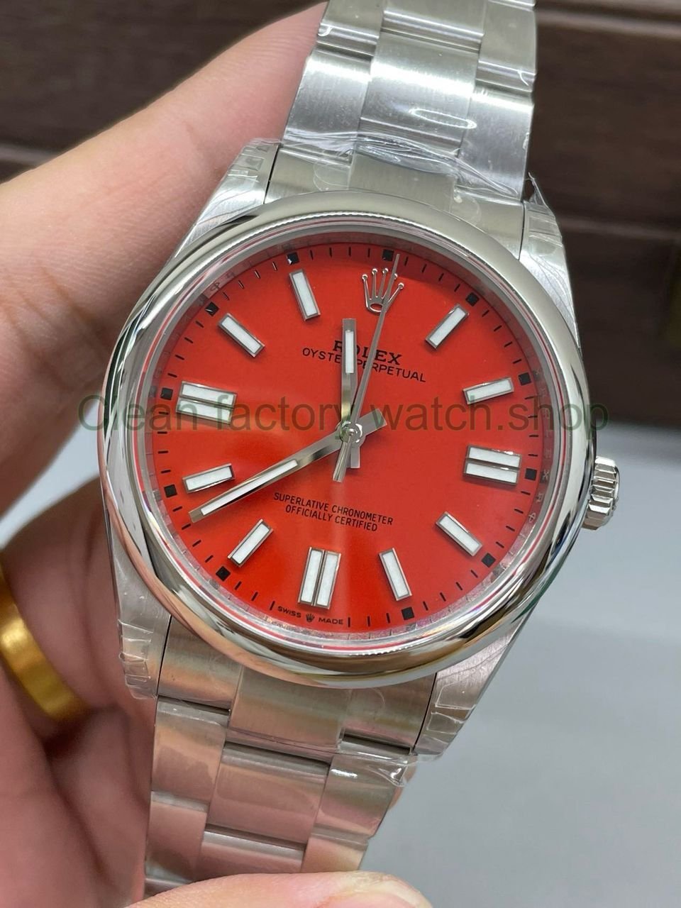 VS Factory Rolex Oyster Perpetual 124300 41mm Red Dial (7) VS Factory Rolex Oyster Perpetual 124300 41mm Red Dial (7)