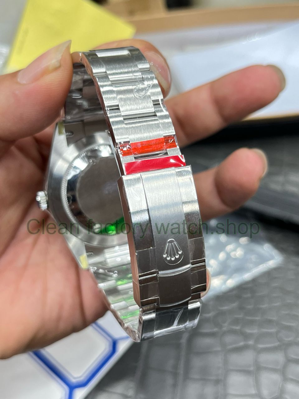VS Factory Rolex Oyster Perpetual 126000-0009 36mm Bubbles Fringed Blue Dial (3) VS Factory Rolex Oyster Perpetual 126000-0009 36mm Bubbles Fringed Blue Dial (3)
